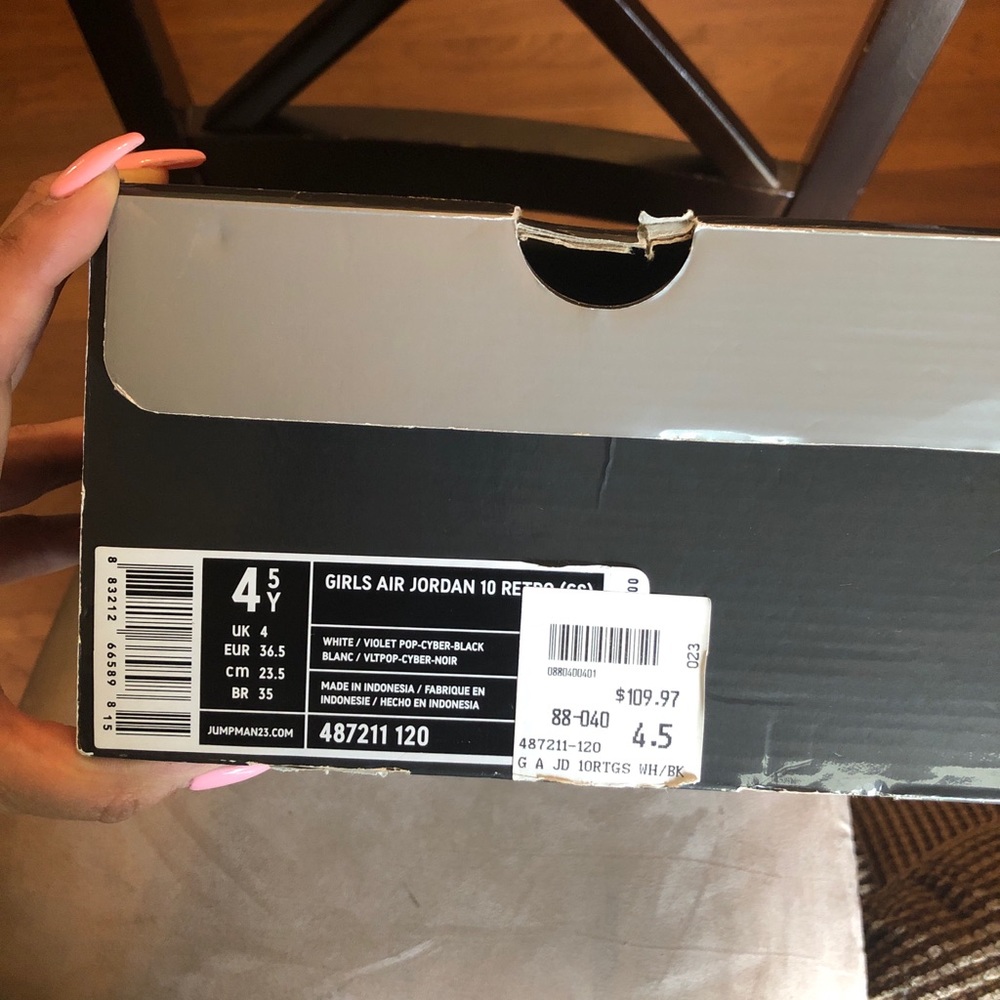 Air Jordan 10s - Picture 2 of 10